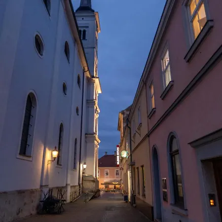 At Main Square - 35 M2 - Netflix - Quiet Lejlighed Leoben (Styria)