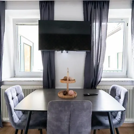 شقة At Main Square - 35 M2 - Netflix - Quiet