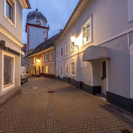 At Main Square - 35 M2 - Netflix - Quiet *