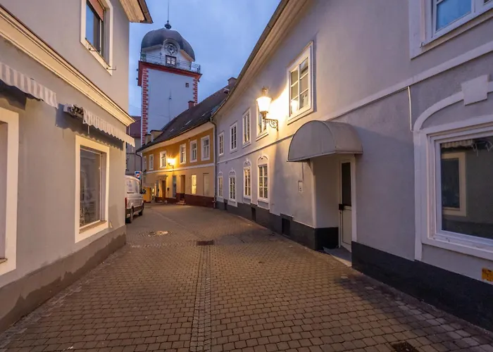 At Main Square - 35 M2 - Netflix - Quiet *